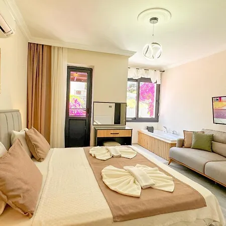 Royalis Boutique Otel Fethiye