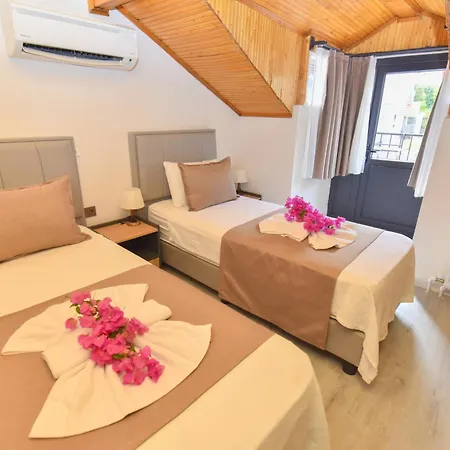 Royalis Boutique Фетхие