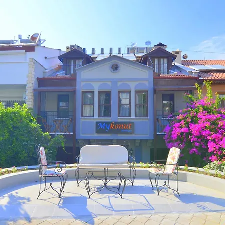 Отель Royalis Boutique