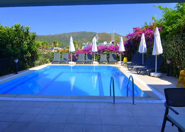 Royalis Boutique 3*